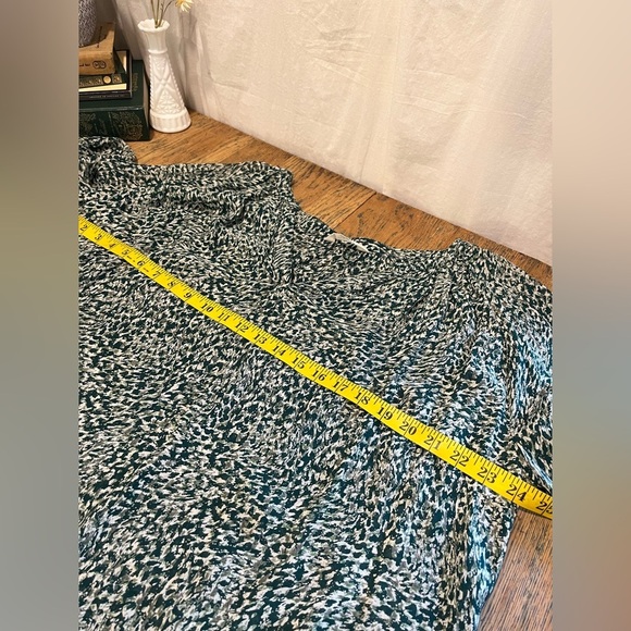 💚 PART TWO – Green & White Patterned Blouse – Size 44 - Picture 3 of 9